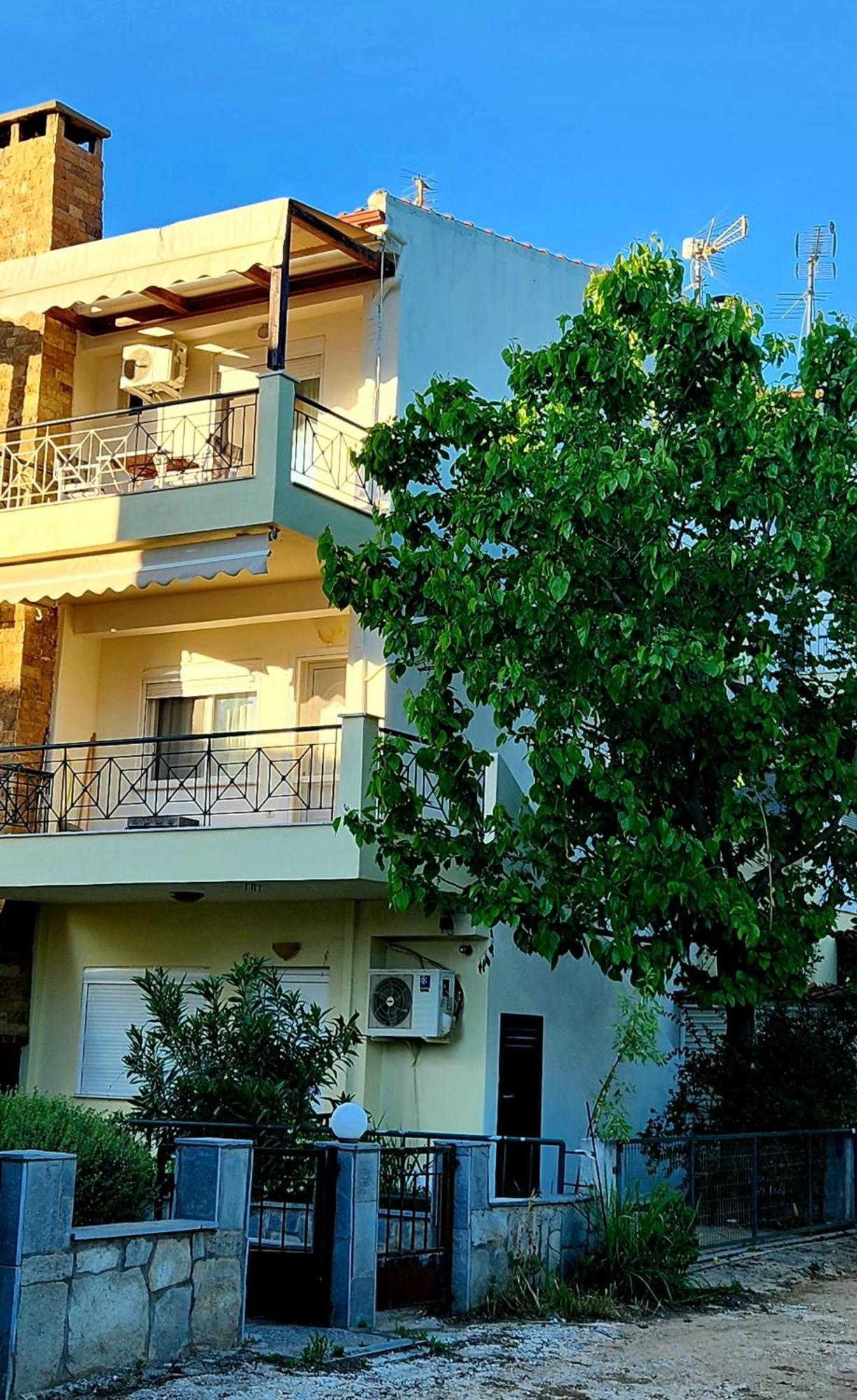 Pine Beach Holiday Home 2 Bedrooms 50 Meters To The Beach Kalyves Polygyrou Esterno foto